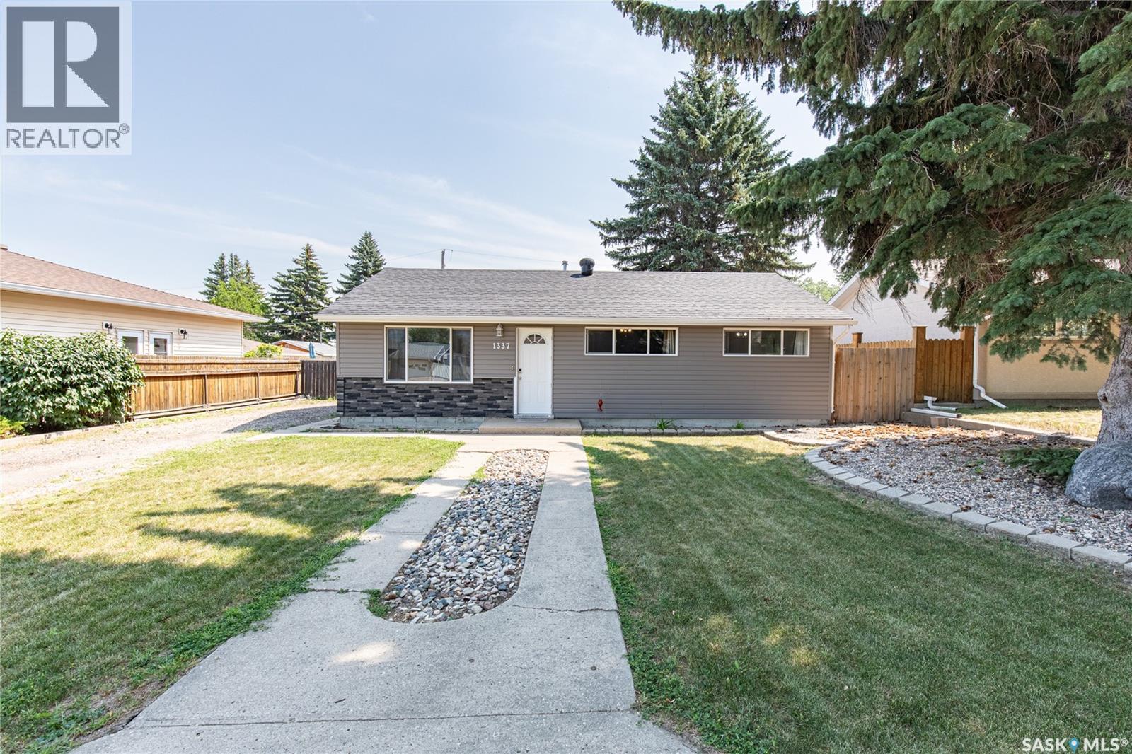 1337 7th AVENUE NW - 2