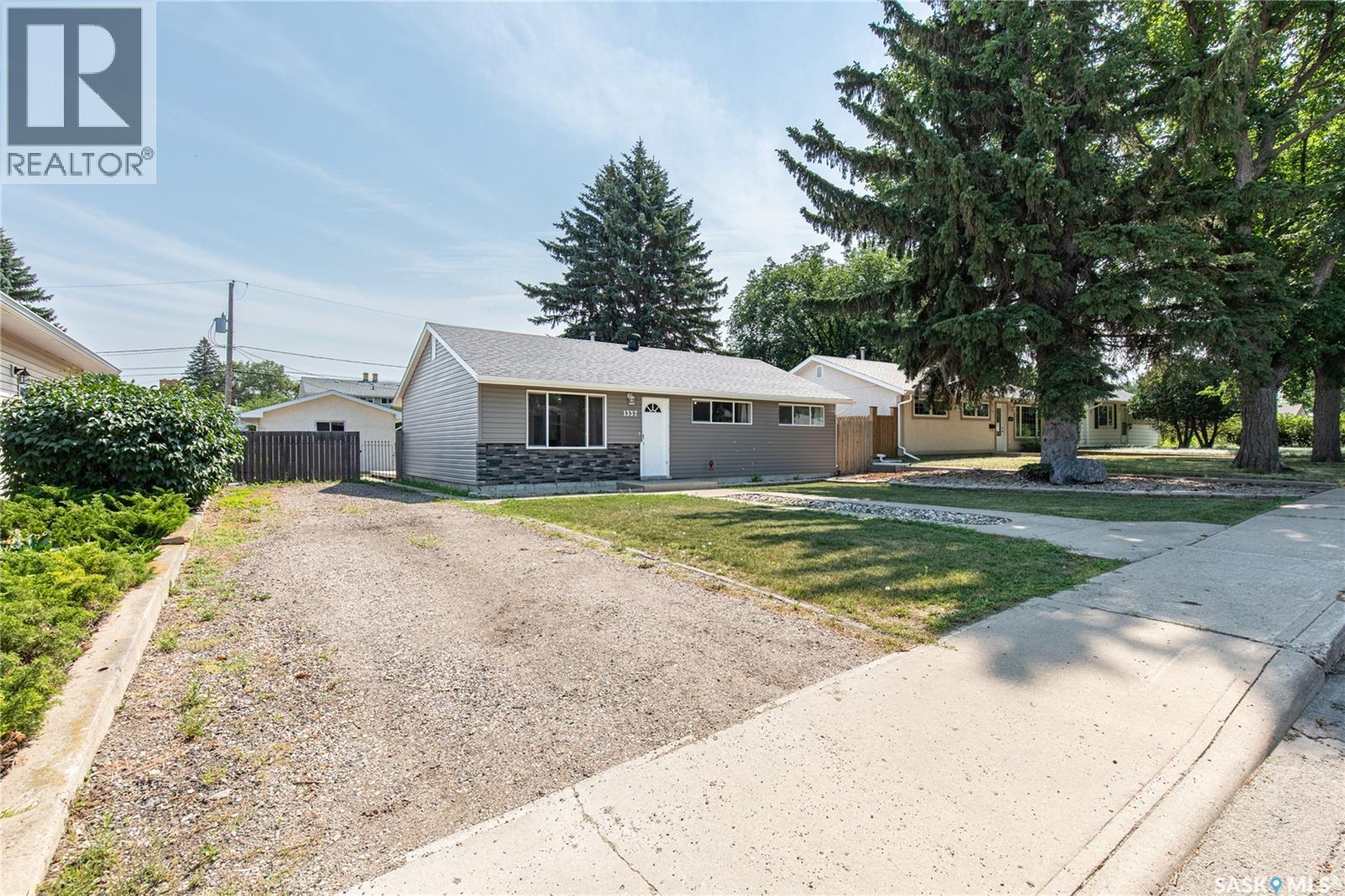 1337 7th AVENUE NW - 3
