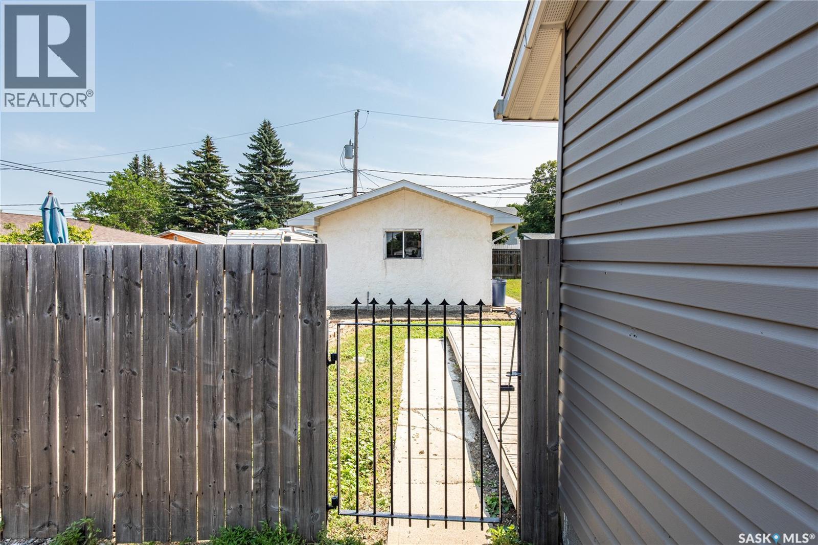 1337 7th AVENUE NW - 40