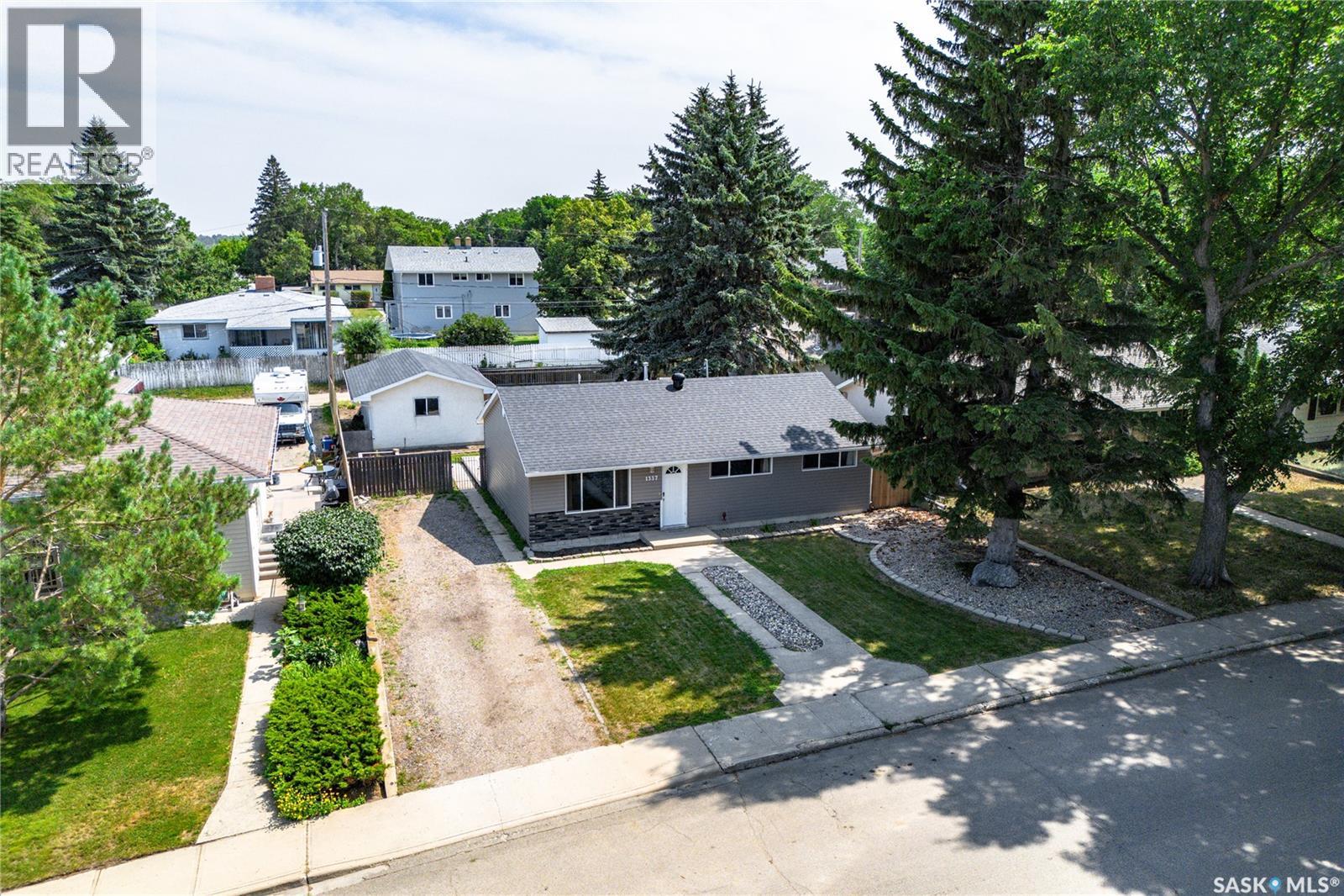 1337 7th AVENUE NW - 53