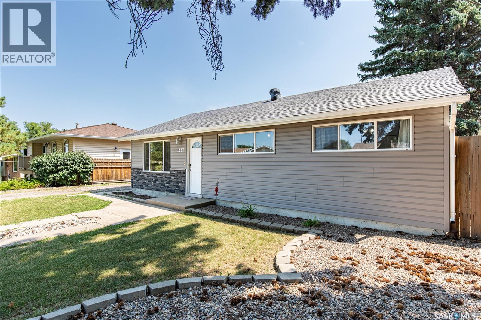 1337 7th AVENUE NW - 8