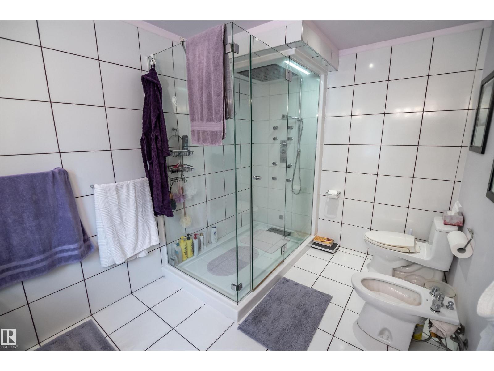 5631 49 ST - Image 29