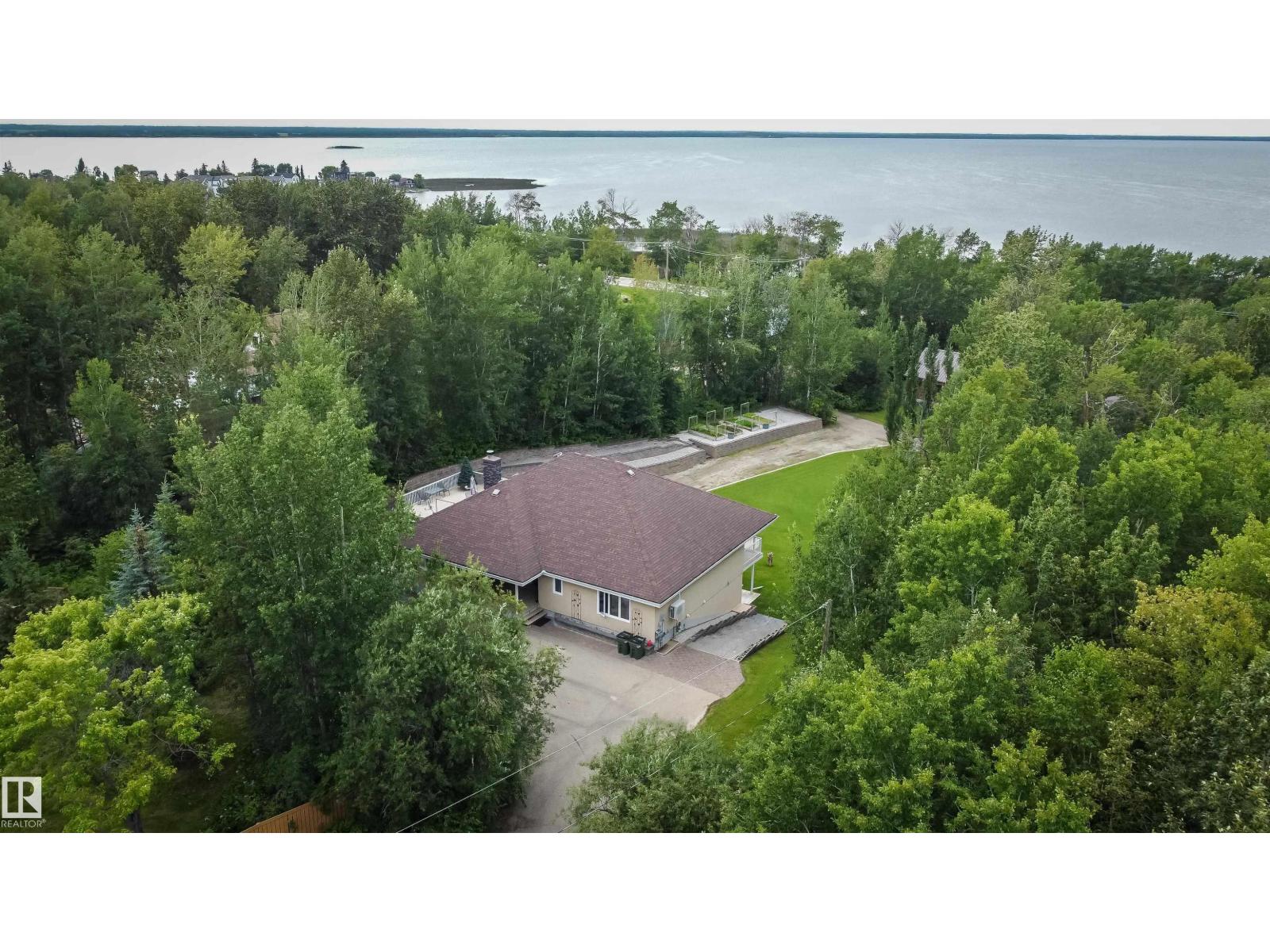5631 49 ST - 66