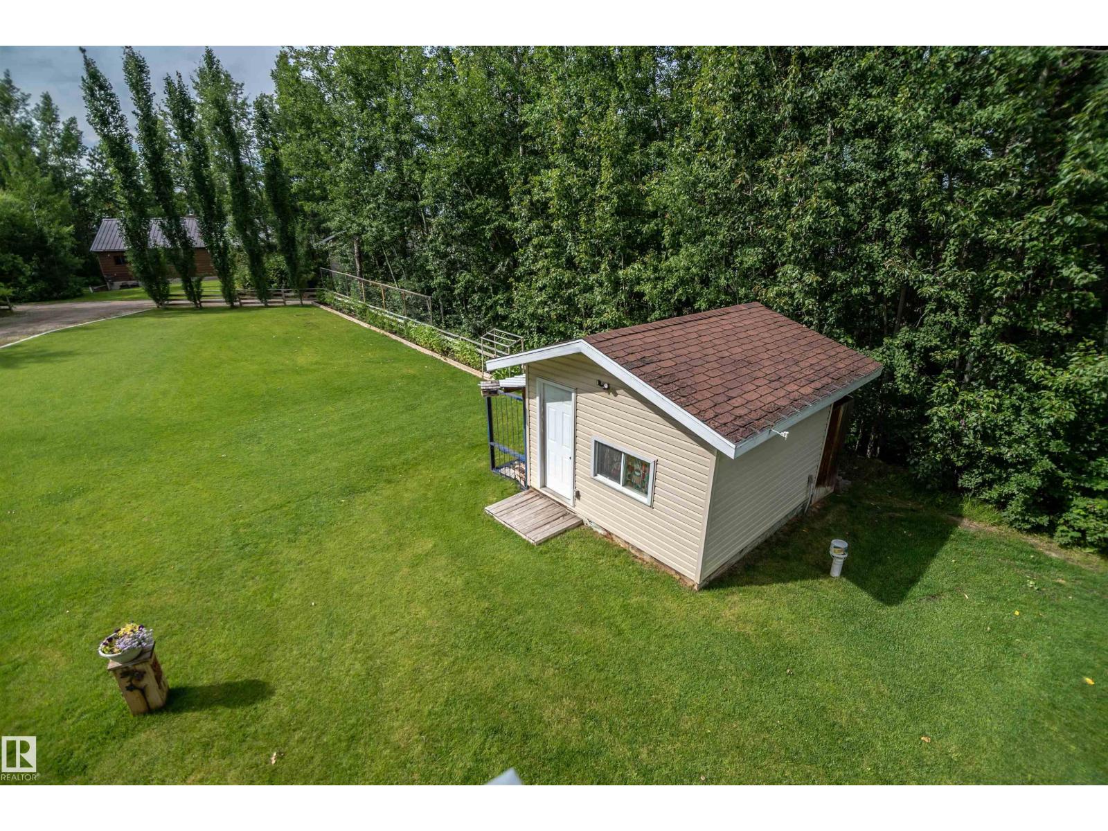 5631 49 ST - Image 52