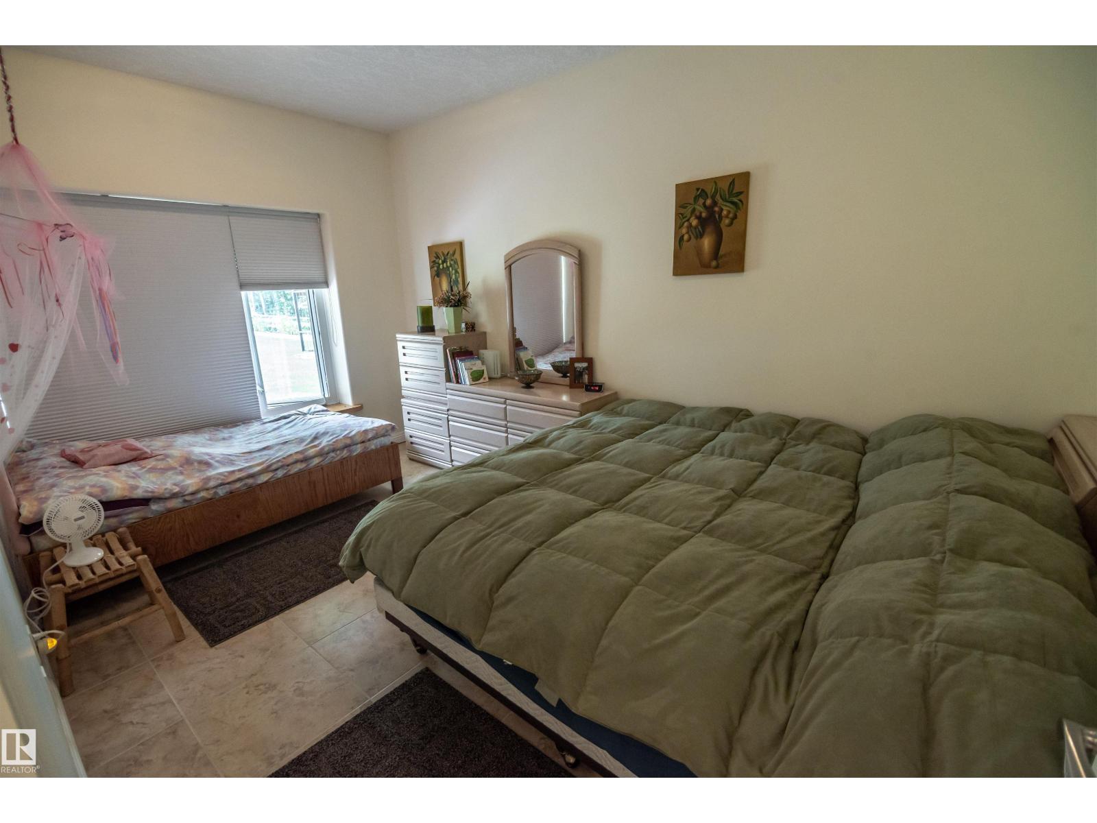 5631 49 ST - Image 45
