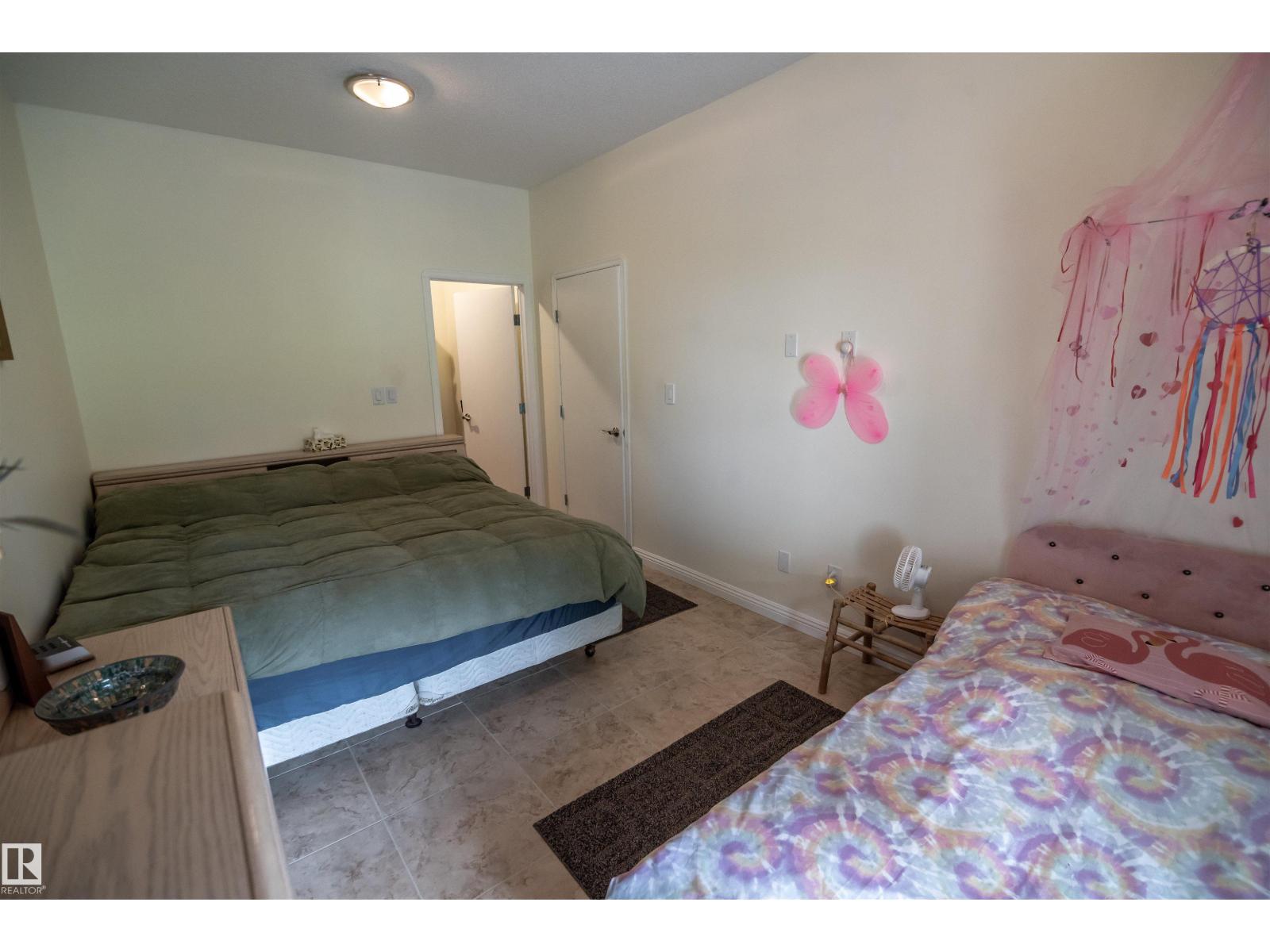 5631 49 ST - Image 46