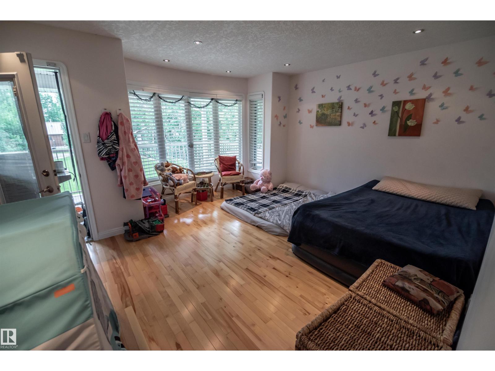 5631 49 ST - Image 32