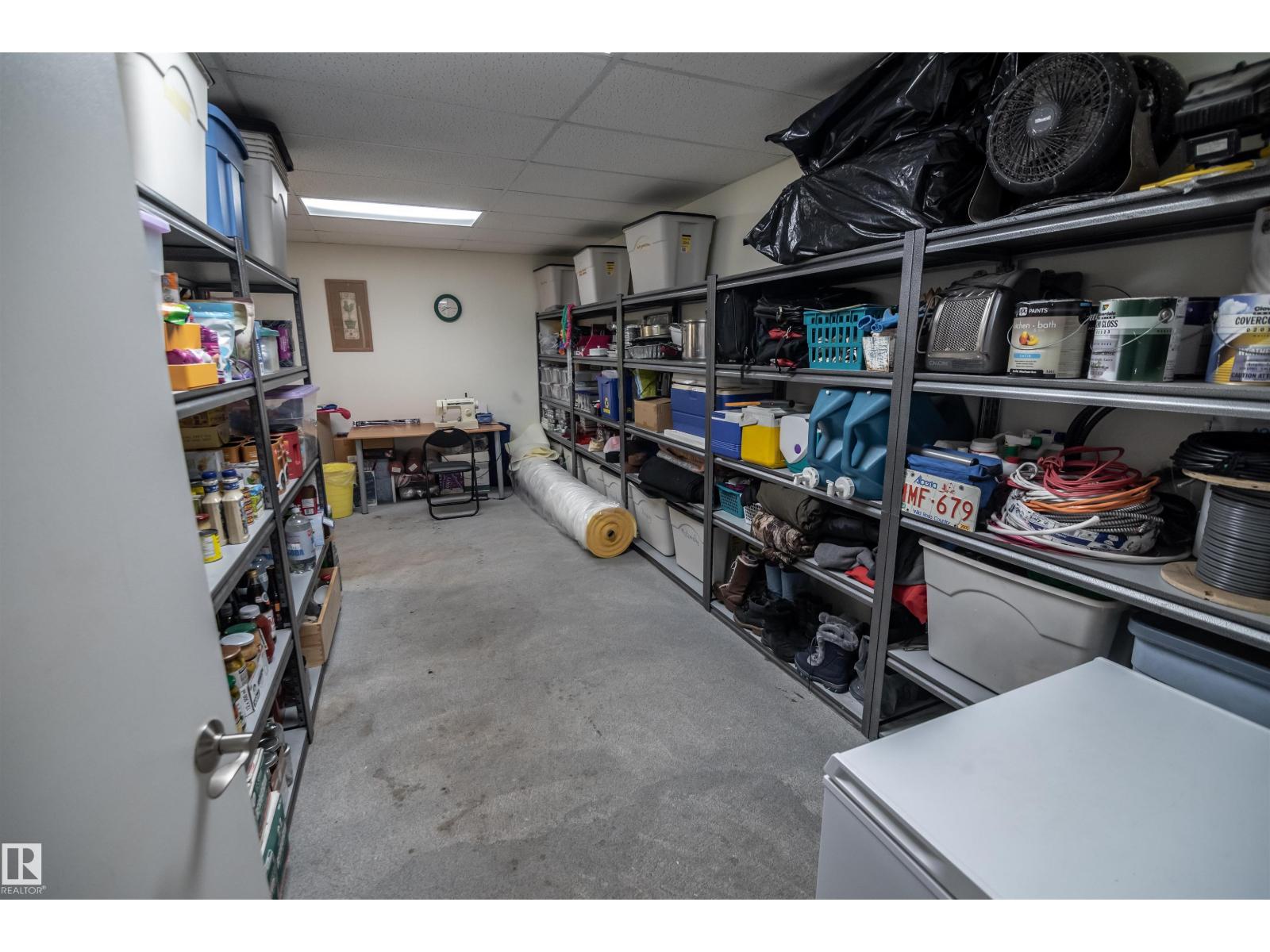 5631 49 ST - 53