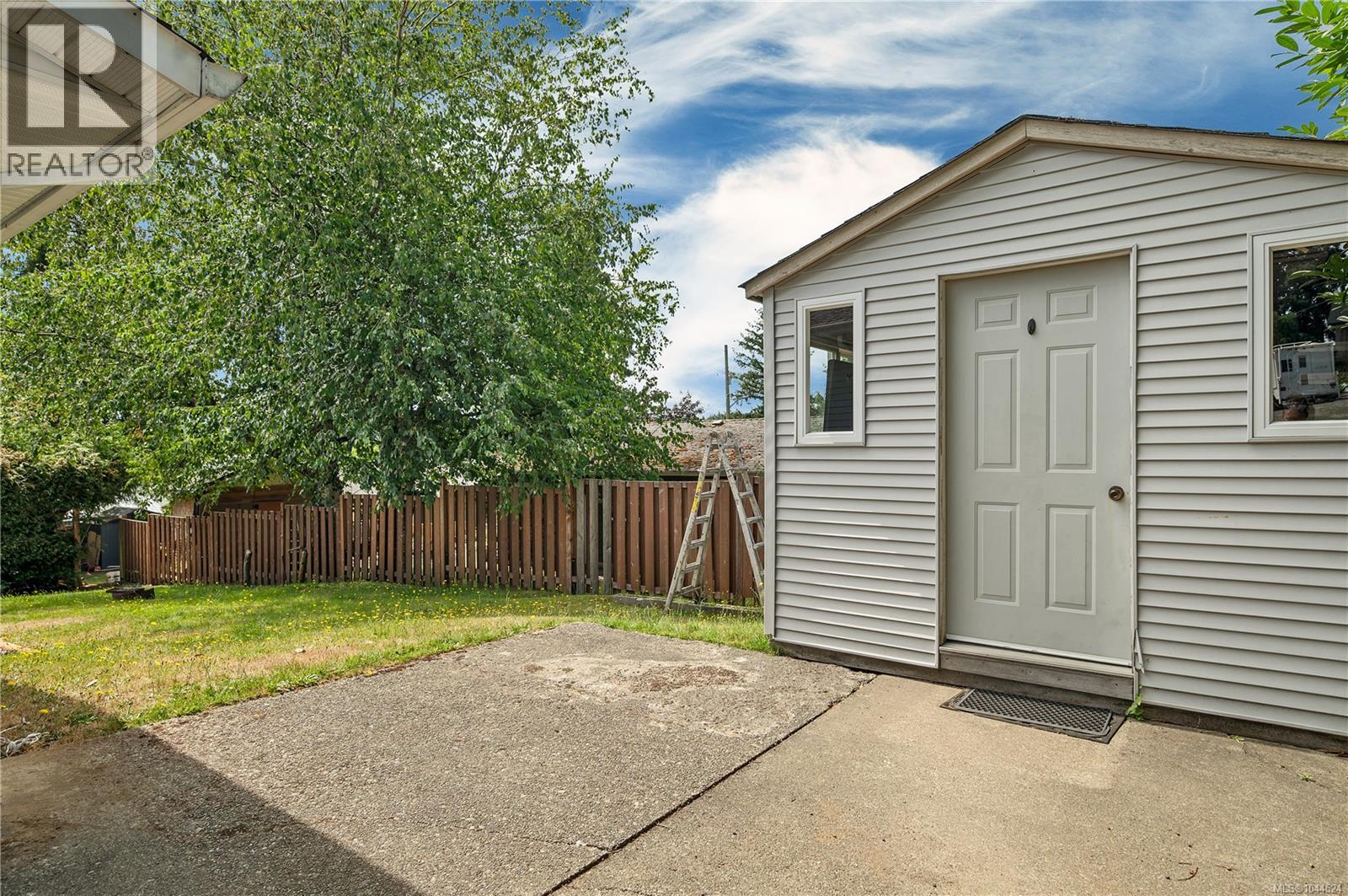 515 Oak Pl - Image 16