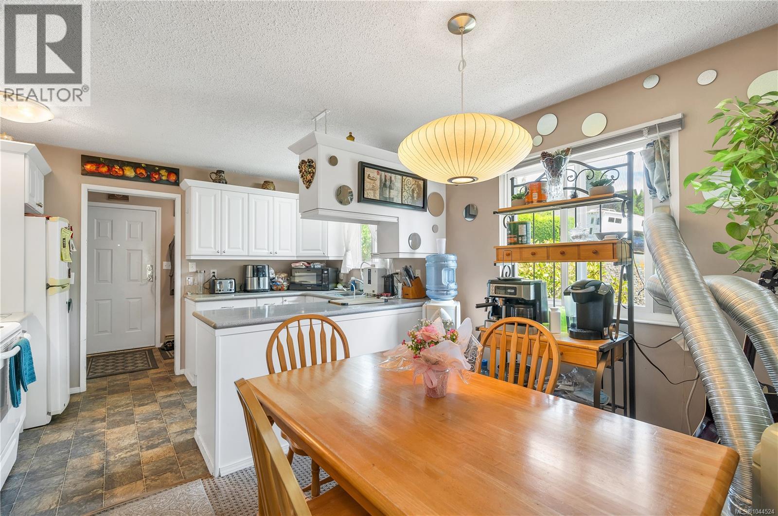 515 Oak Pl - Image 4
