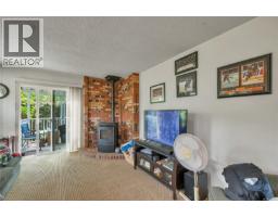 515 Oak Pl, Campbell River, BC V9W5S2 Photo 8