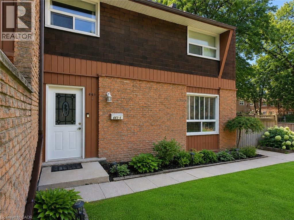 #4 661 FRANCIS Road - 1
