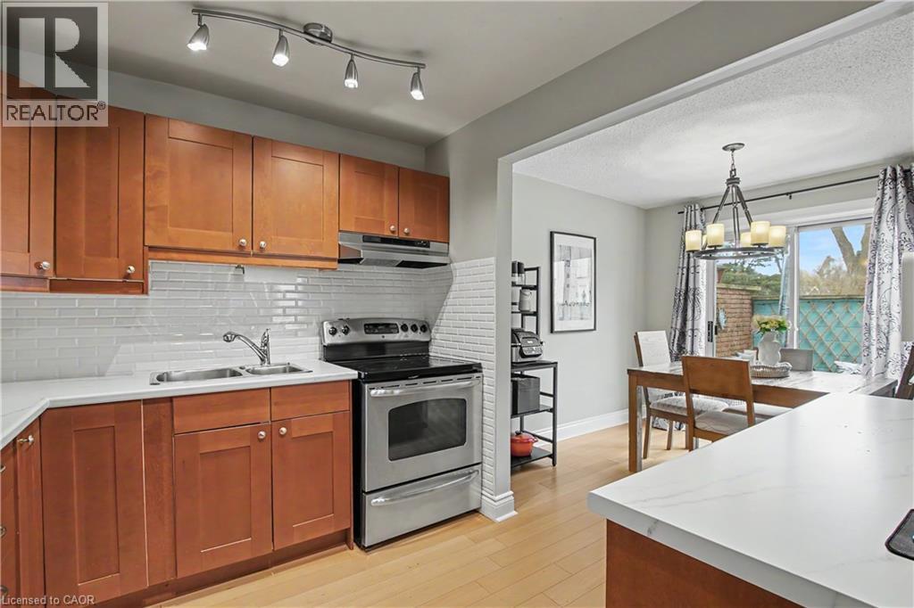 #4 661 FRANCIS Road - 7