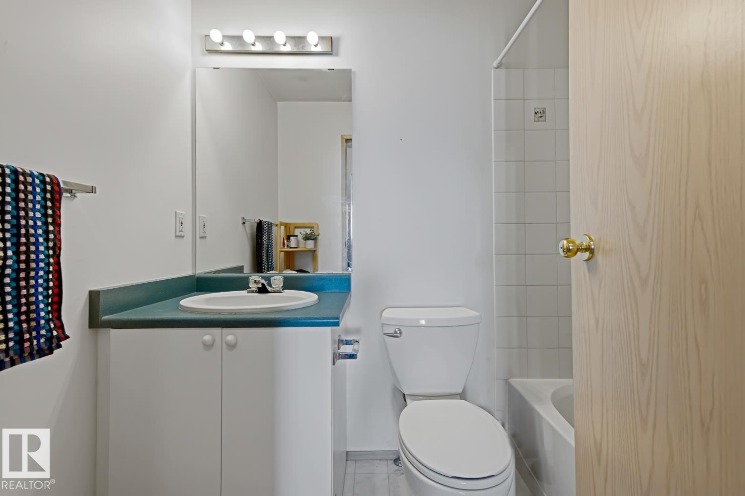 #428 2520 50 ST NW - 19