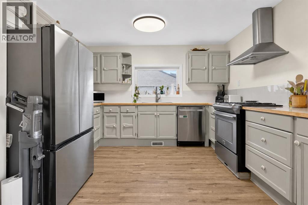 6420 18 Street SE - Image 14