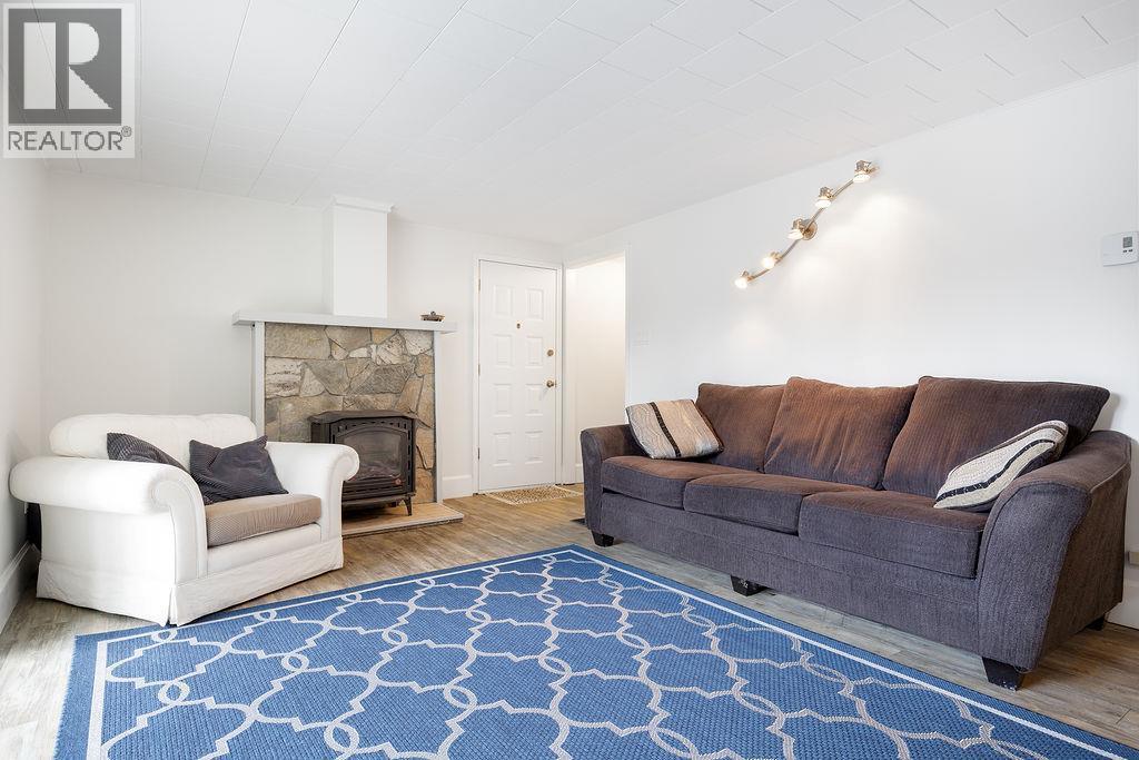  2527 Islandview Road, Blind Bay