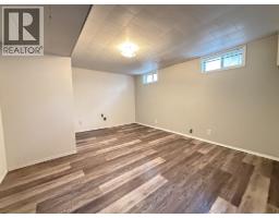 970 Western Avenue, Williams Lake, BC V2G2J6 Photo 12