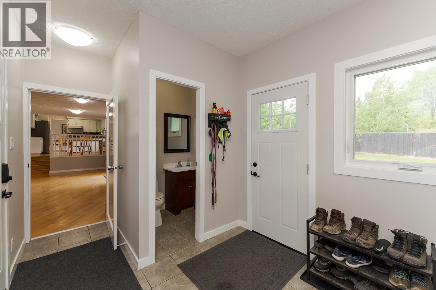 8195 PRINCE EDWARD PLACE, Prince George