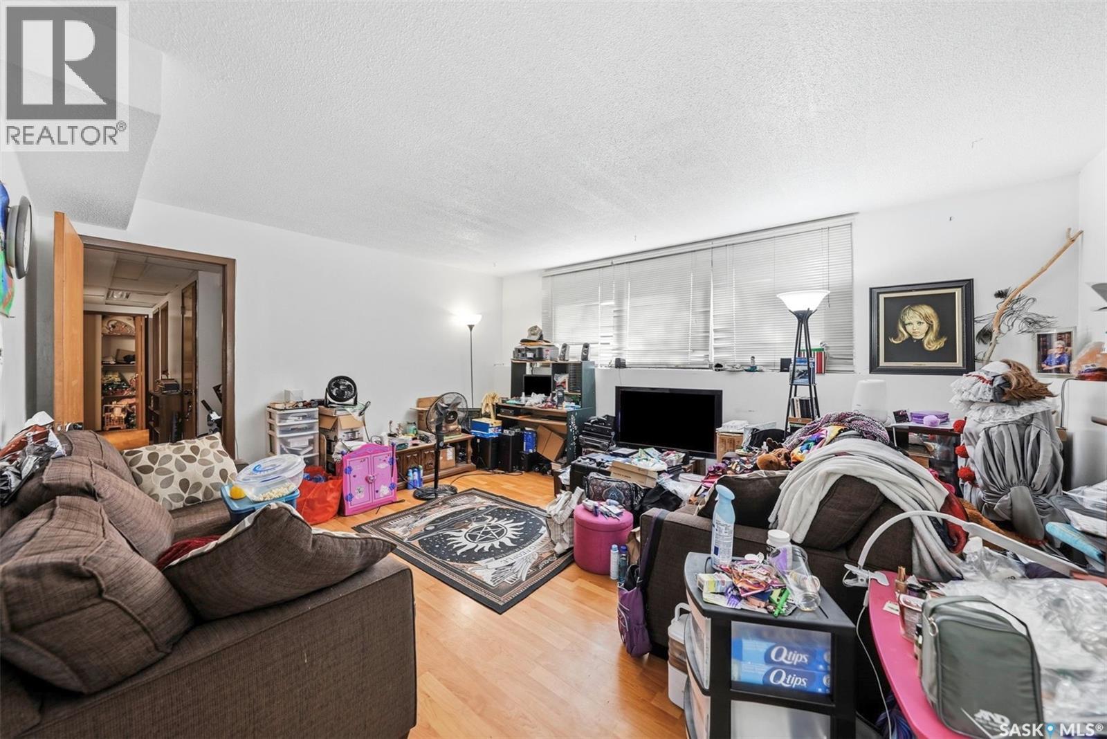 206 Carleton DRIVE - Image 22