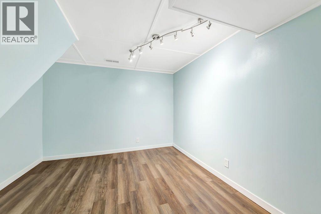 5104 54A Street - Image 19
