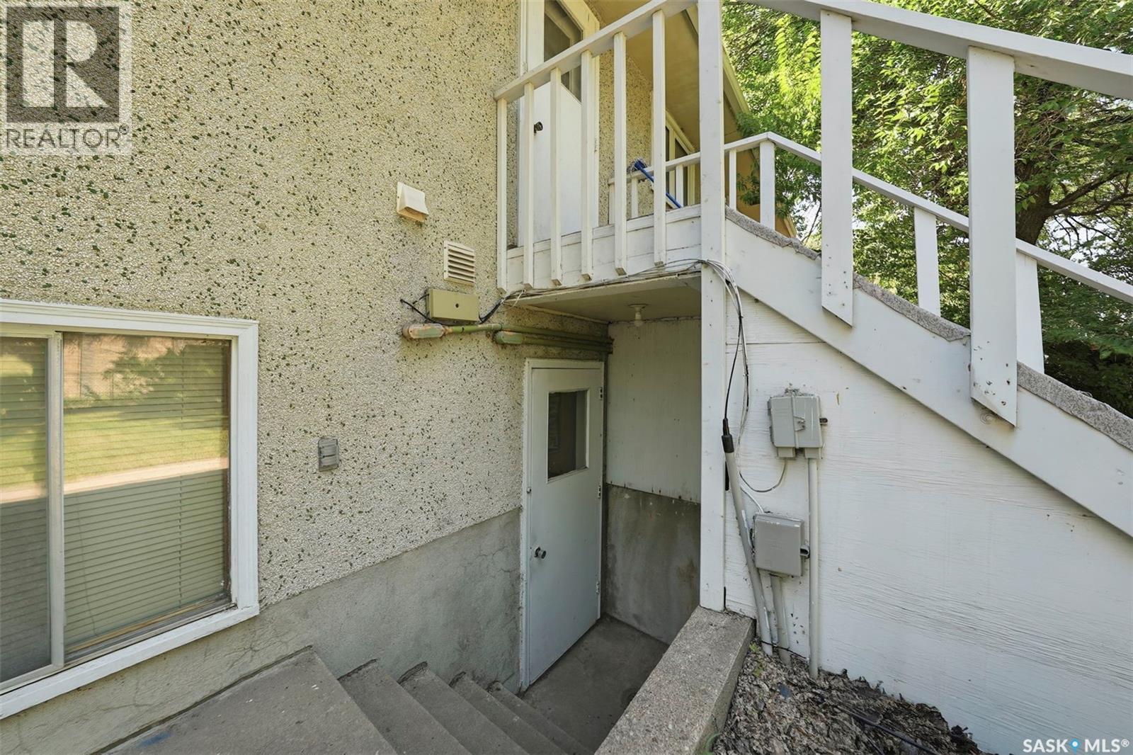 206 Carleton DRIVE - Image 37