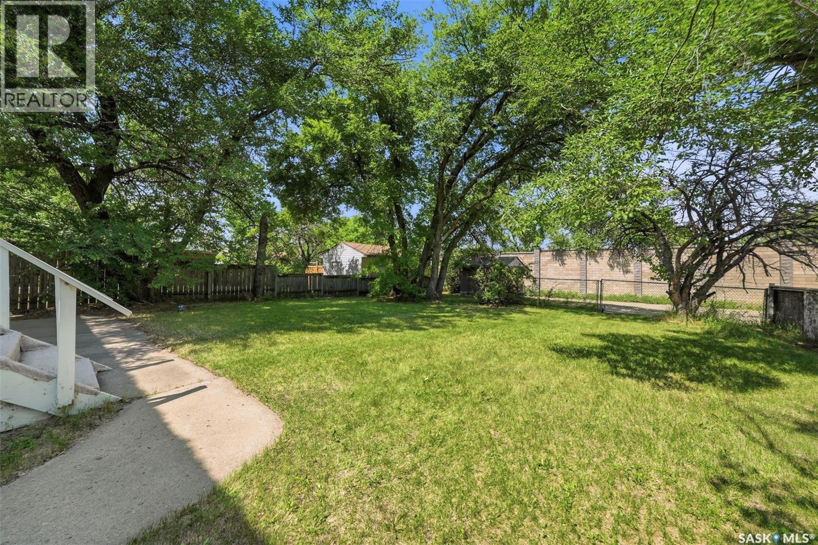 206 Carleton DRIVE - Image 39