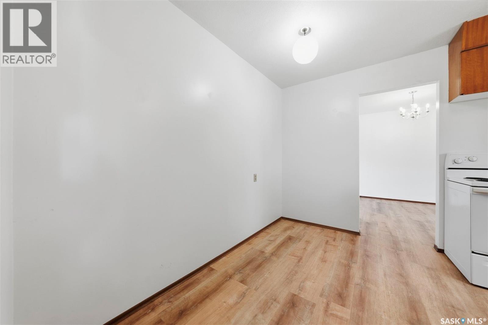 206 Carleton DRIVE - Image 13