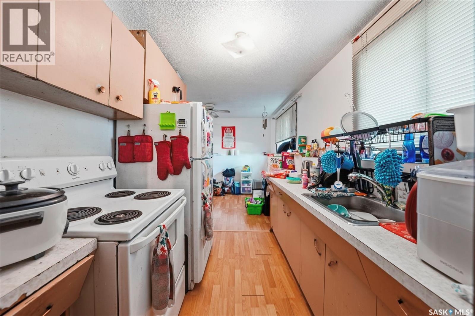 206 Carleton DRIVE - Image 27