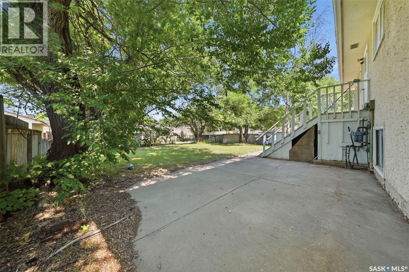 206 Carleton DRIVE - Image 41