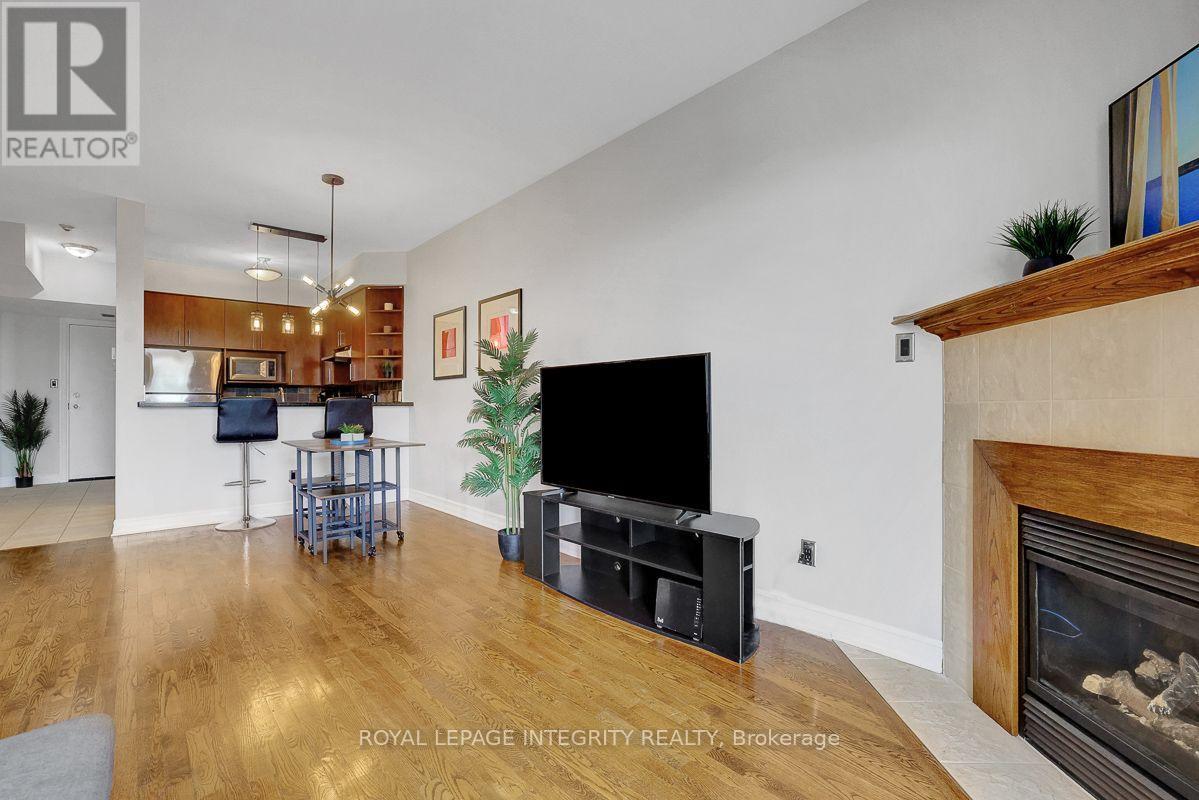 2 Bed, 1 Bath Apartment for Rent in Ottawa – 402 – 711 CHURCHILL AVENUE N, Ottawa – MLS# X13625554 - Image 9