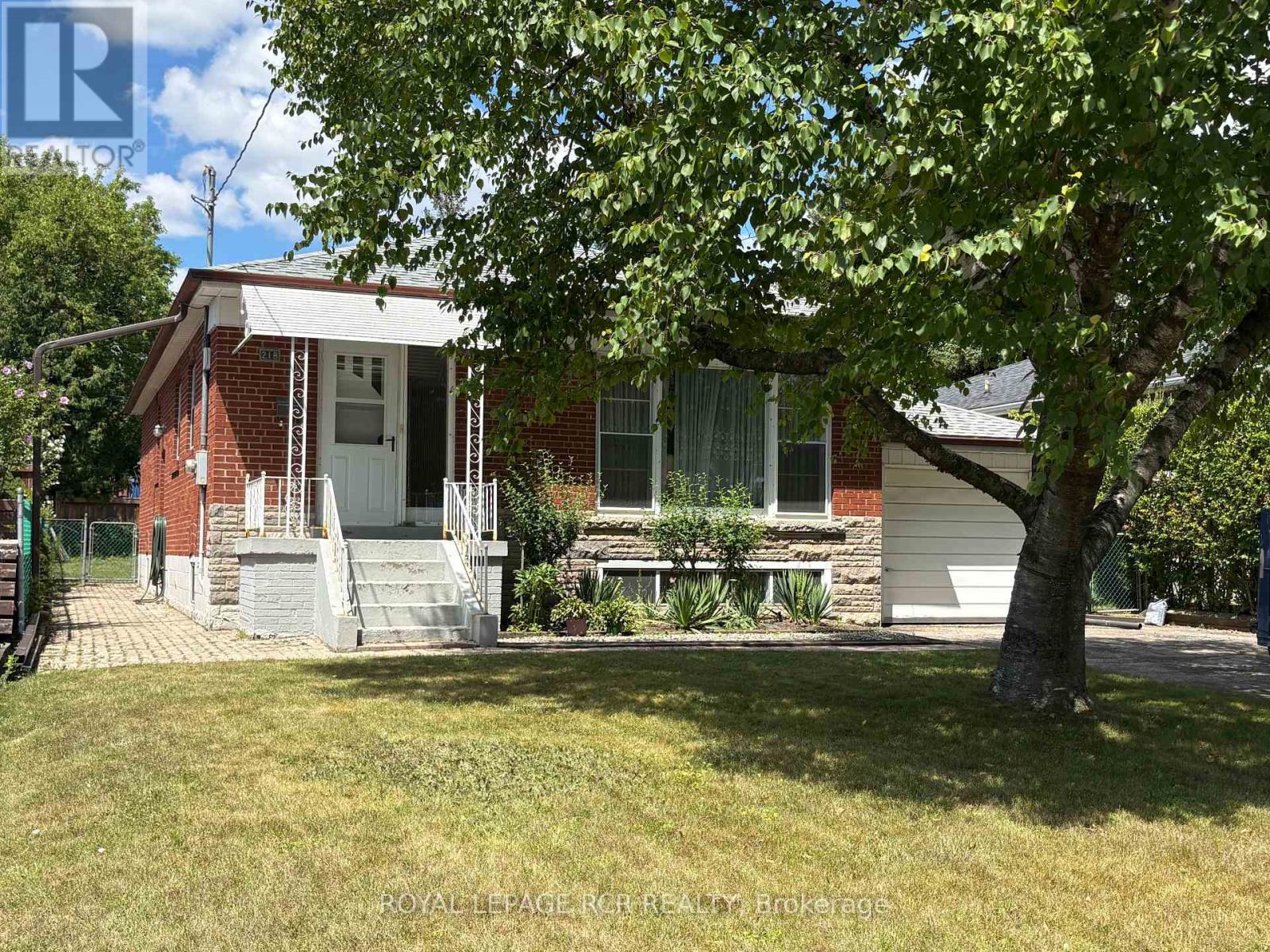 Photo of 218 Park Home Avenue