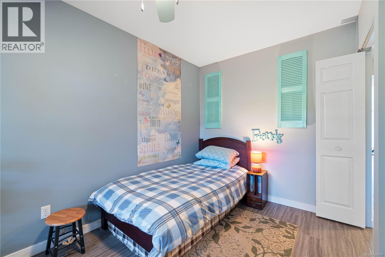 #65 120 Finholm St - 11