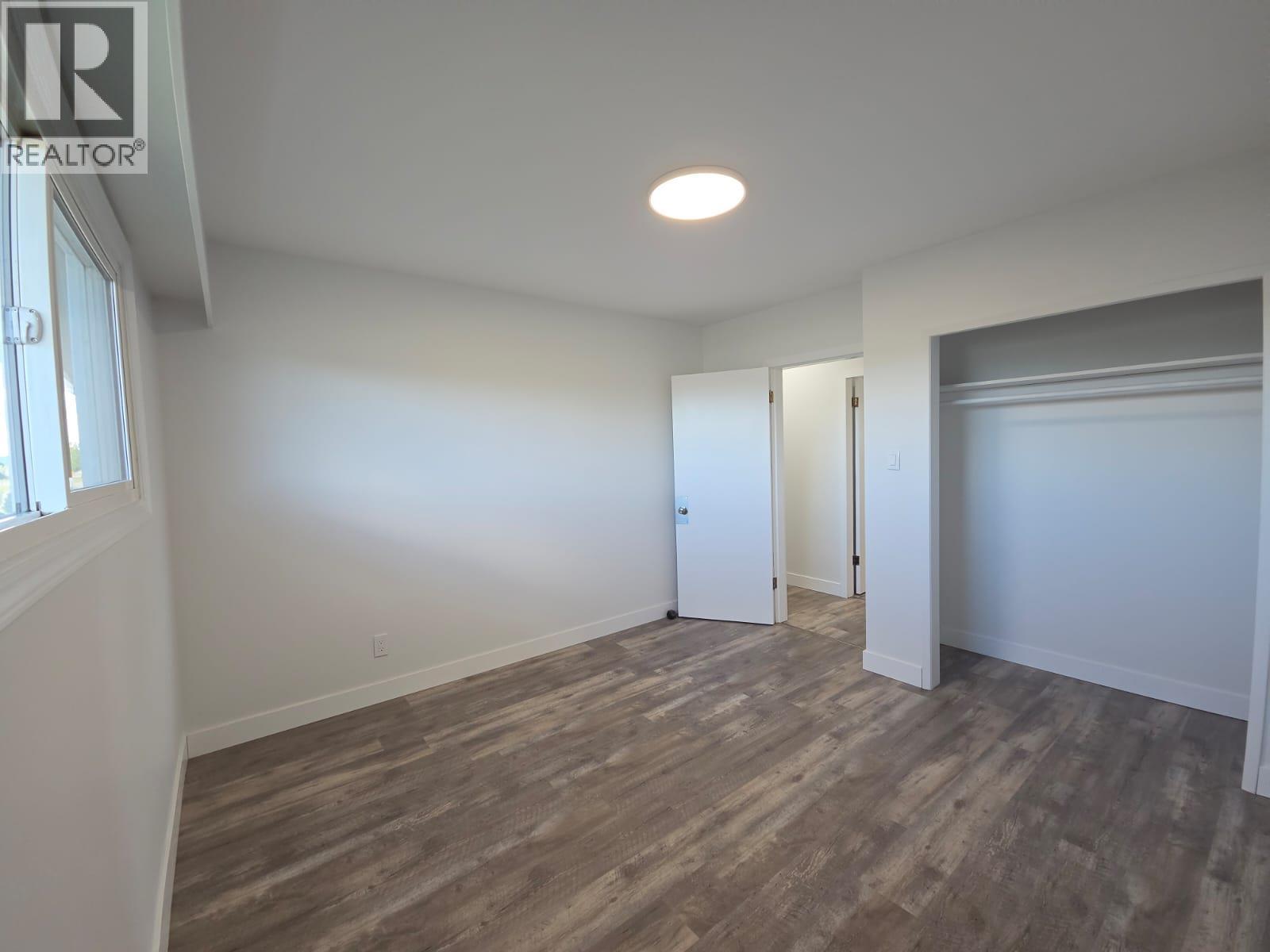 1509 115 Avenue - Image 13