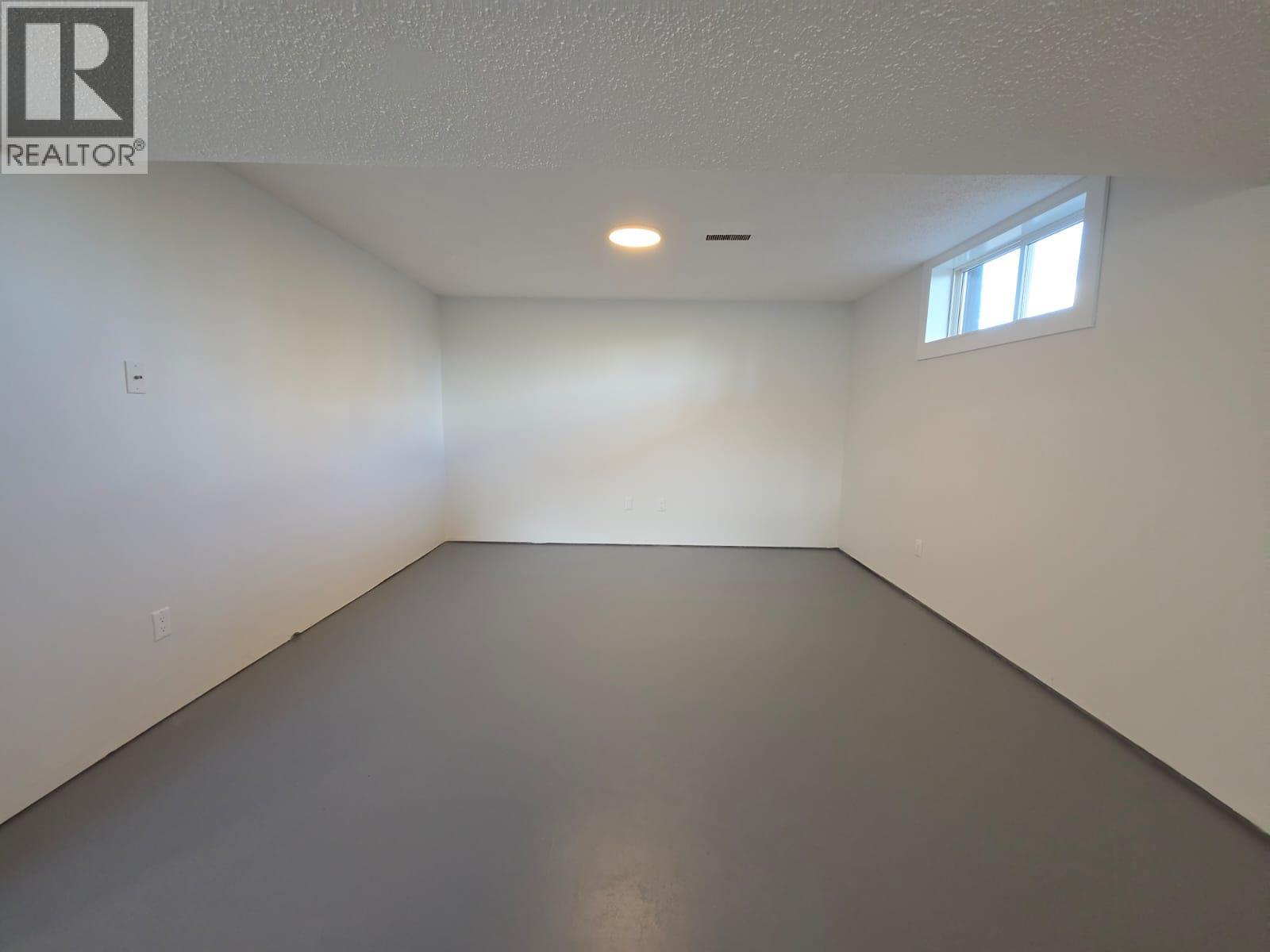 1509 115 Avenue - Image 39