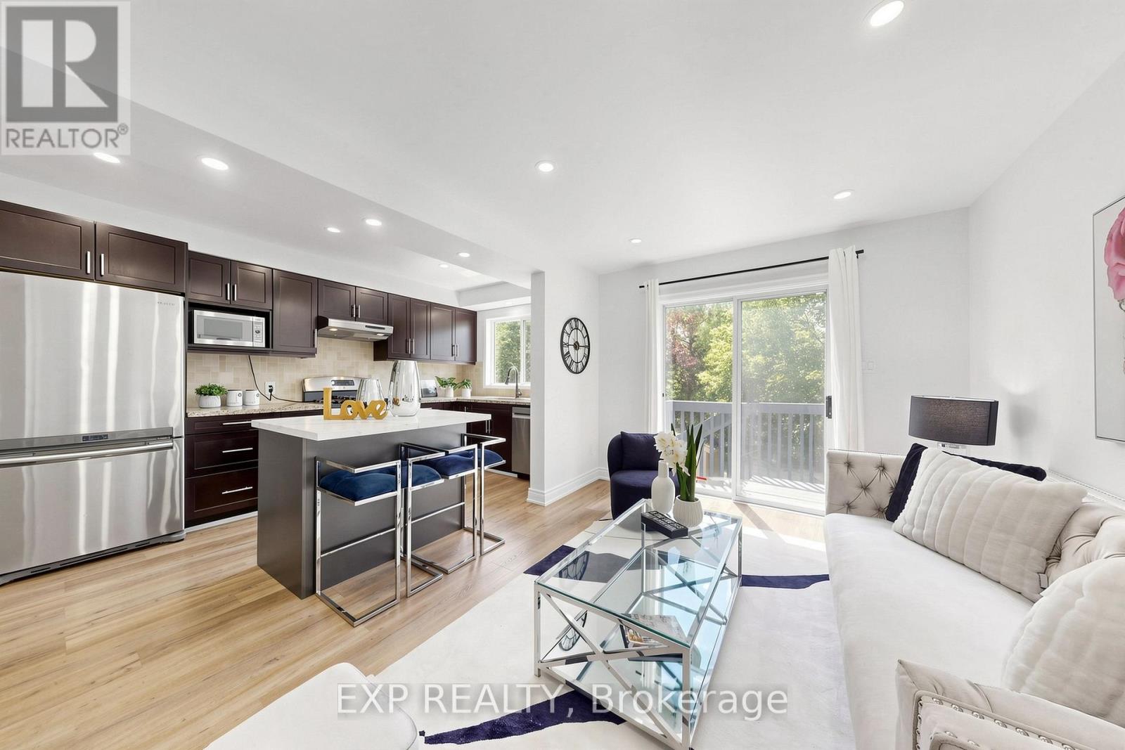 106 SMALES DRIVE - 10