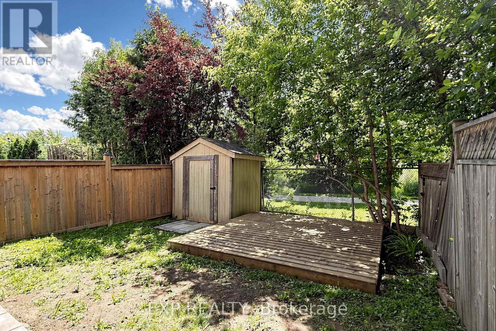 106 SMALES DRIVE - 32