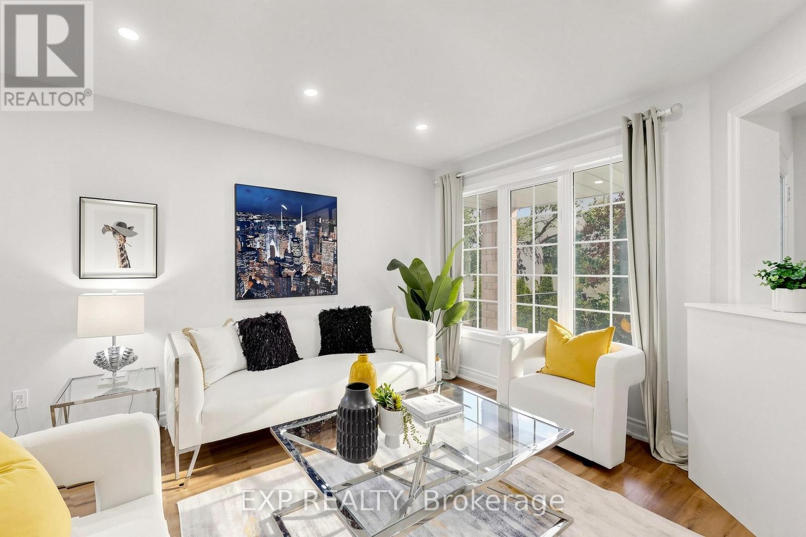 106 SMALES DRIVE - 4