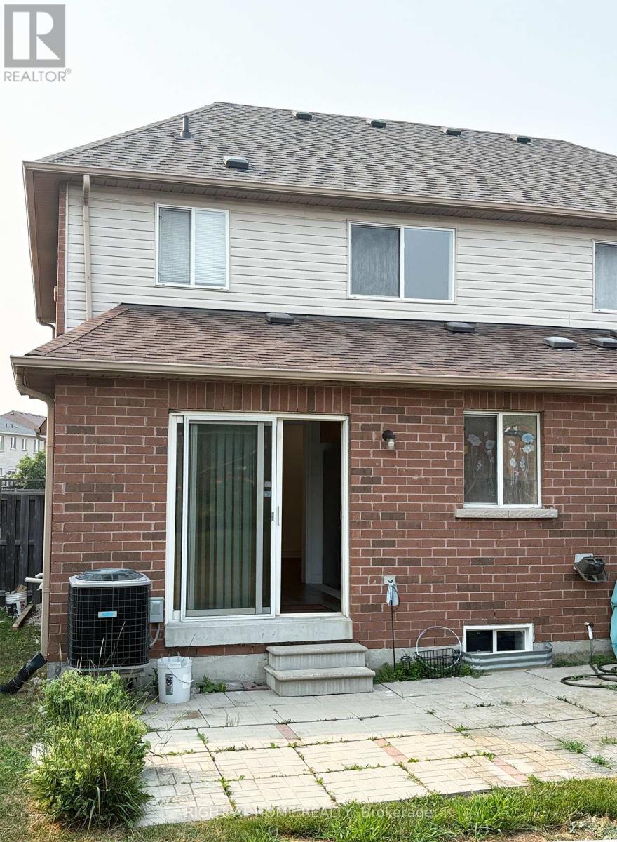 737 CABOTO TRAIL - 35