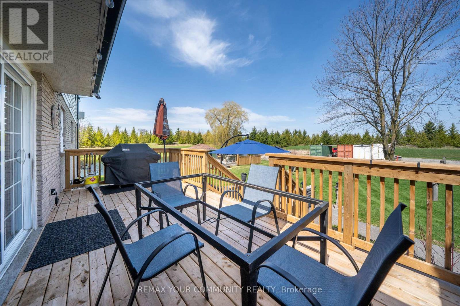 3252 15TH SIDE ROAD - 32