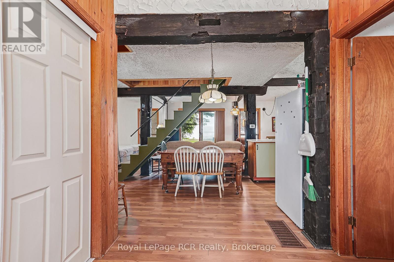 35 GEORGIAN MANOR DRIVE - 18