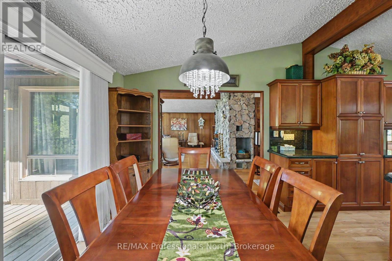 1015 KELSON ROAD - Image 13