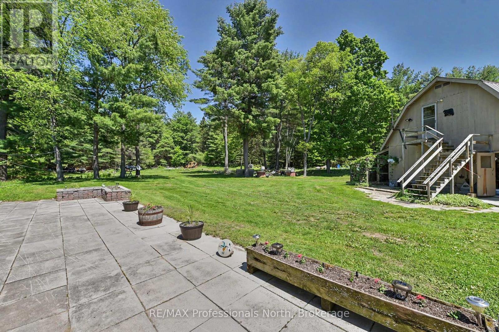 1015 KELSON ROAD - Image 44