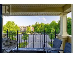 Living room - 18 Deanston Court, Brampton, ON L6X2Z7 Photo 7