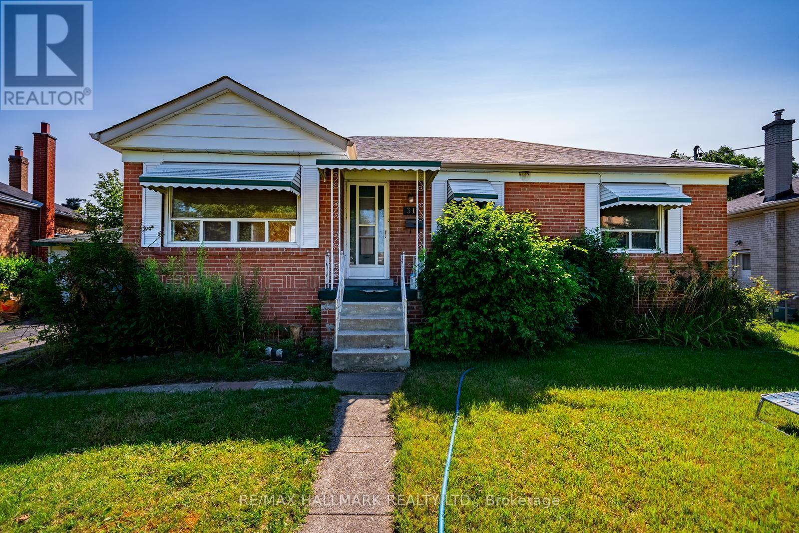 31 FRIMETTE CRESCENT - 3