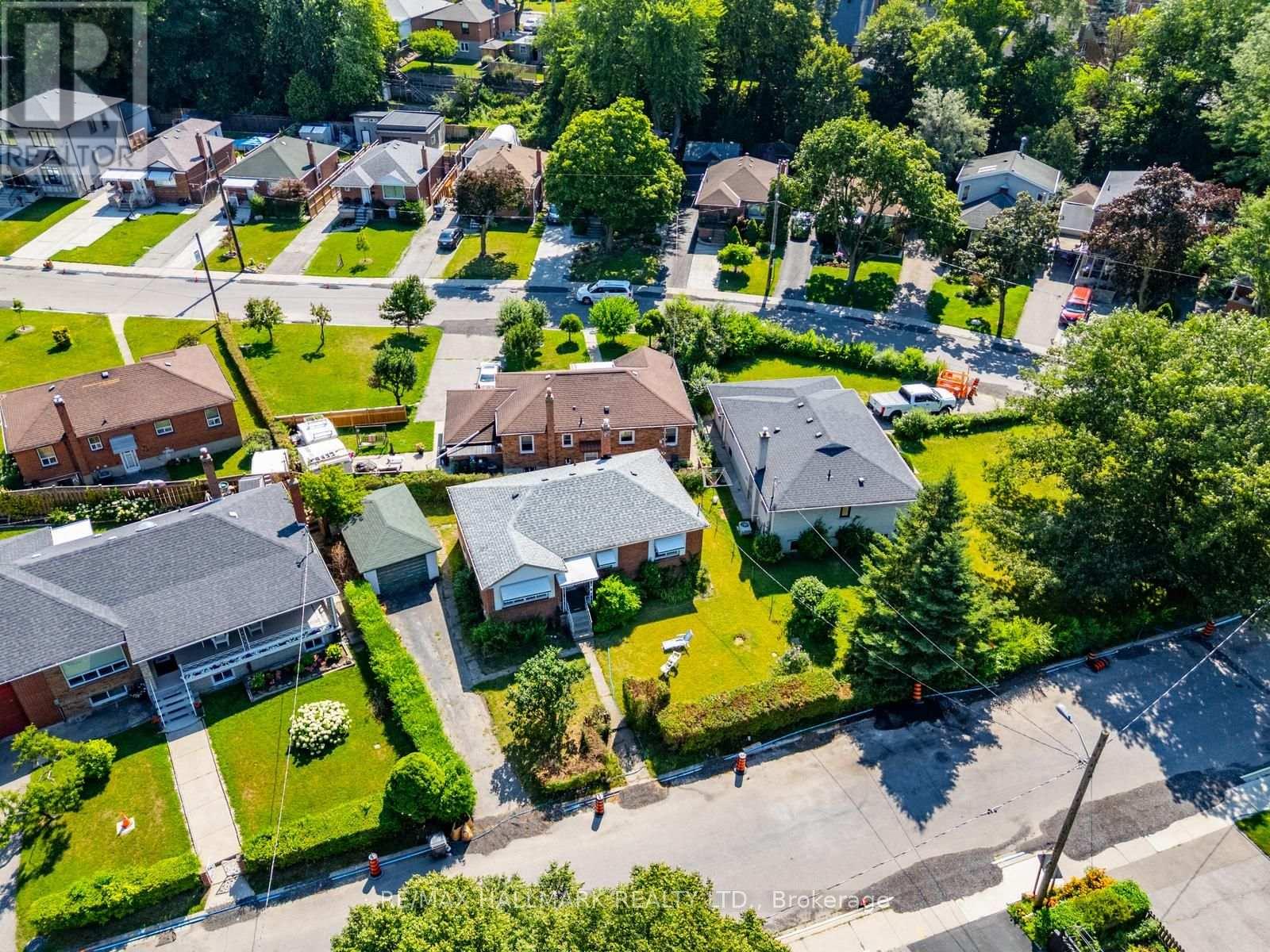 31 FRIMETTE CRESCENT - 9