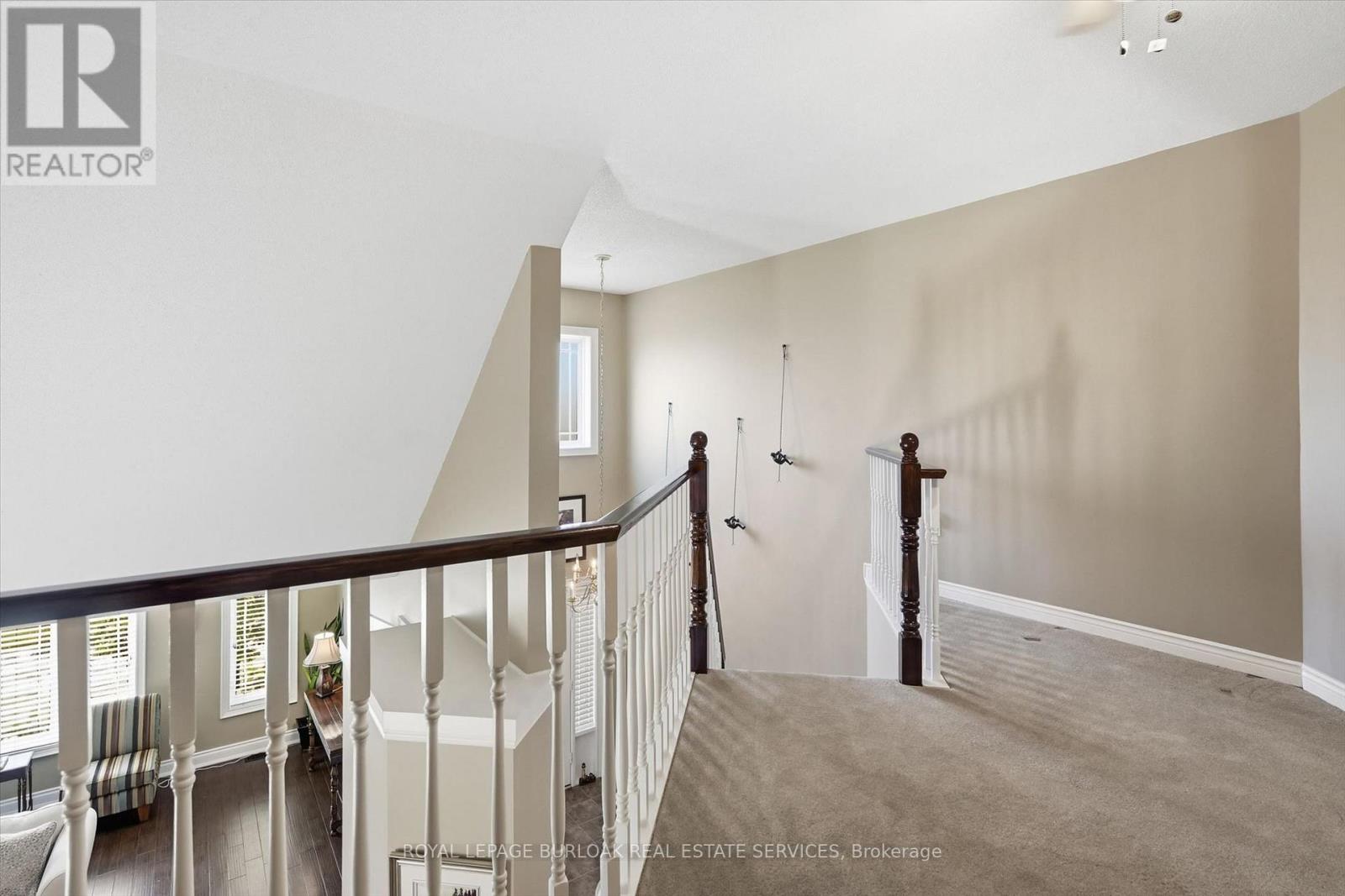 #47 1150 SKYVIEW DRIVE - 27