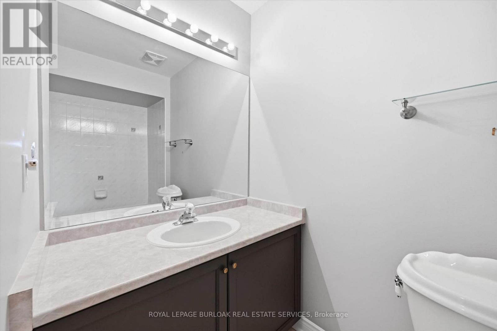 #47 1150 SKYVIEW DRIVE - 31