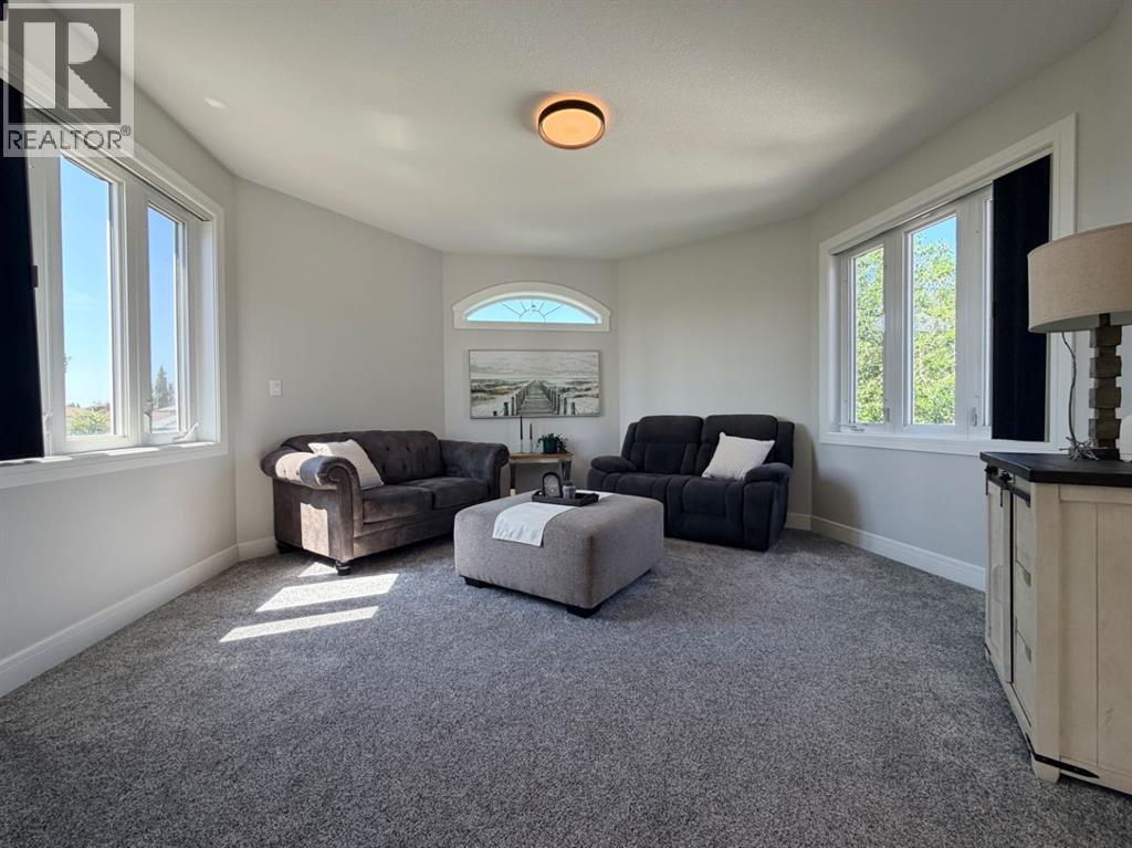 10221 74 Avenue - Image 23