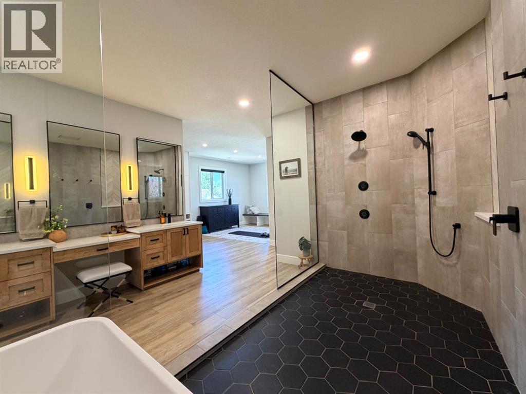 10221 74 Avenue - Image 27