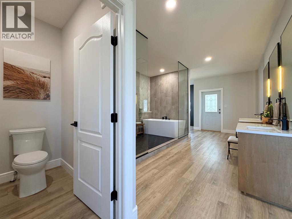10221 74 Avenue - Image 30